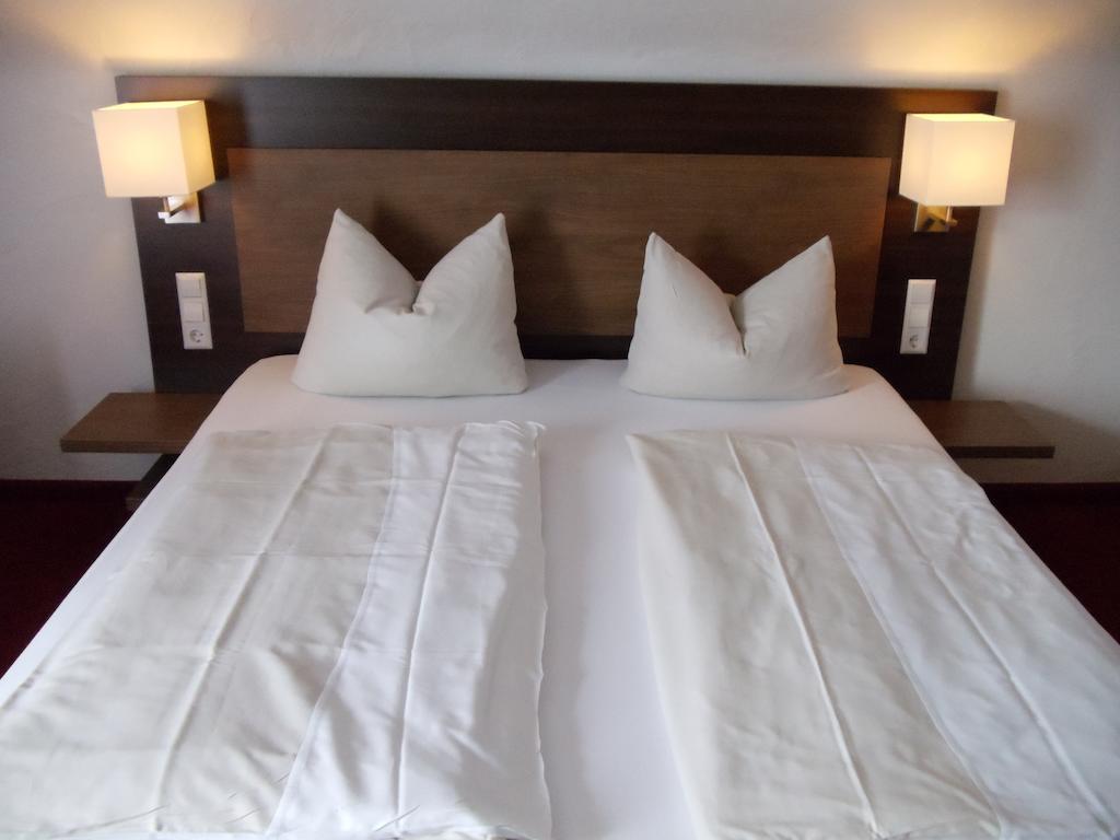 Weinhotel Kienle Burrweiler Szoba fotó